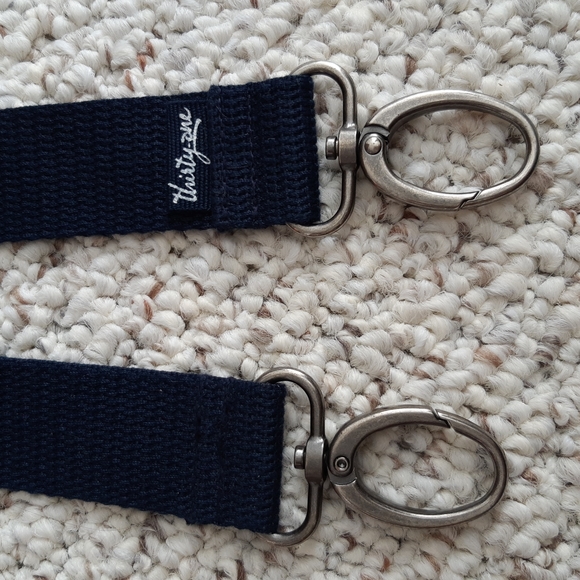 Thirty-one Strap - Picture 2 of 2